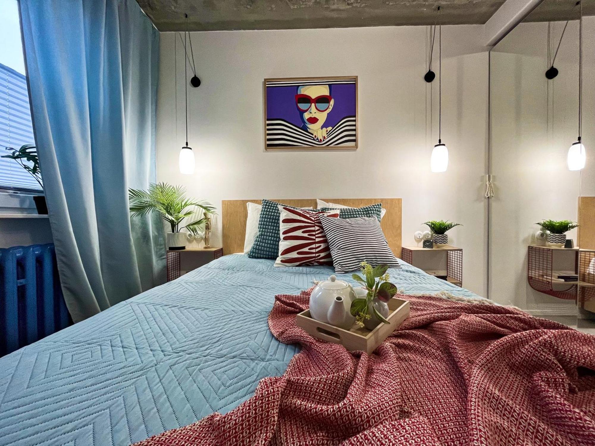 Funky Vibes Apart - Wyszynskiego 55 - Self Check-In 24H - Free Parking Wroclaw Luaran gambar